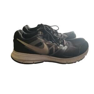 Nike Boys Youth Black White Running Shoes Sneakers Size 6.5 Y